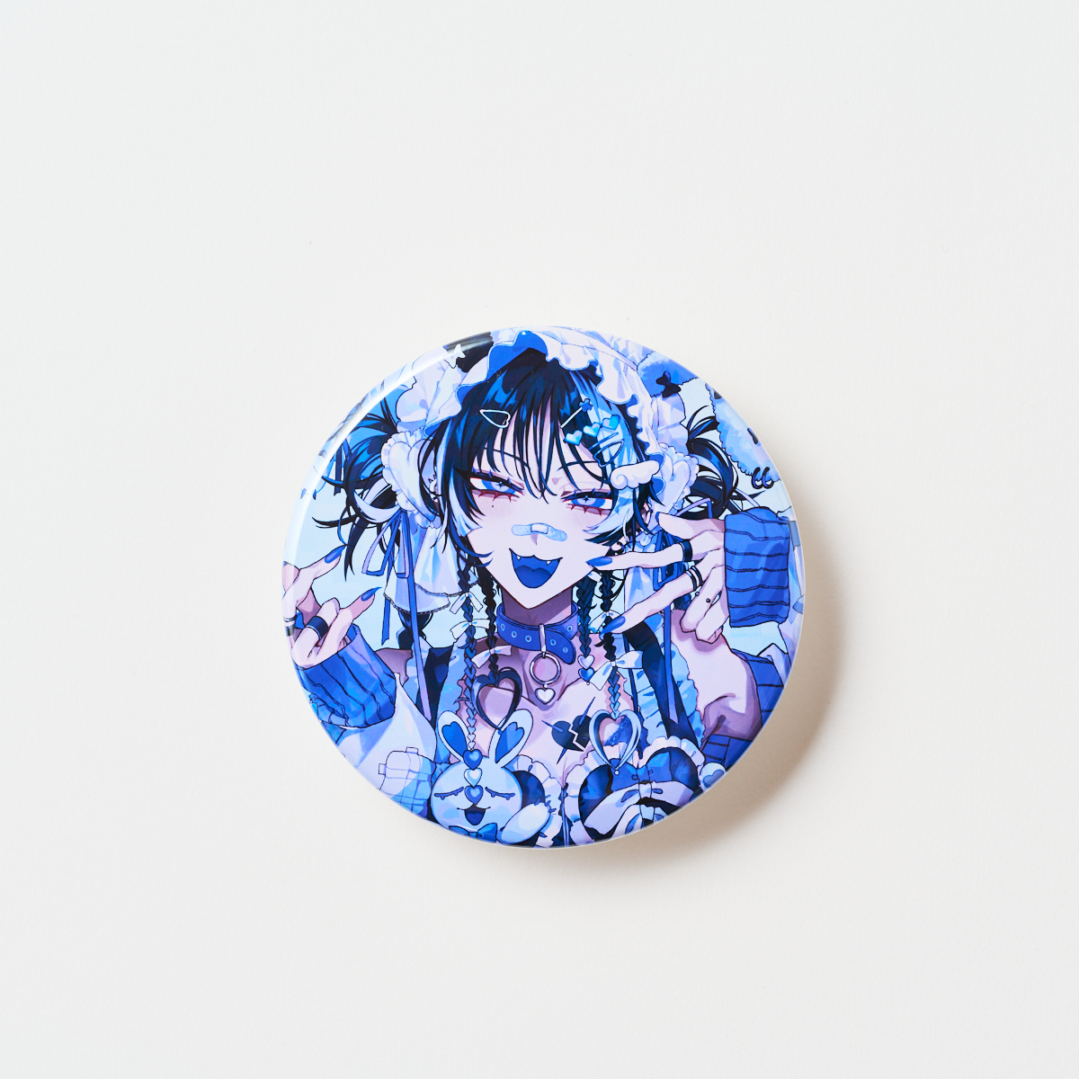 くろうめ「ドデカ缶バッジ」<br>《ワンストHEART_BEAT コレクション24'》